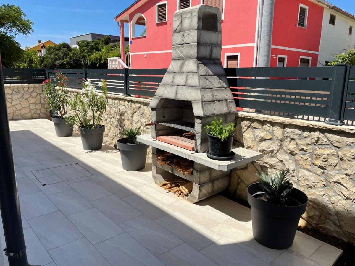 Apartmenthouse Ines Vir Exterior foto